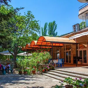 ** Otel Adis Bulgaristan